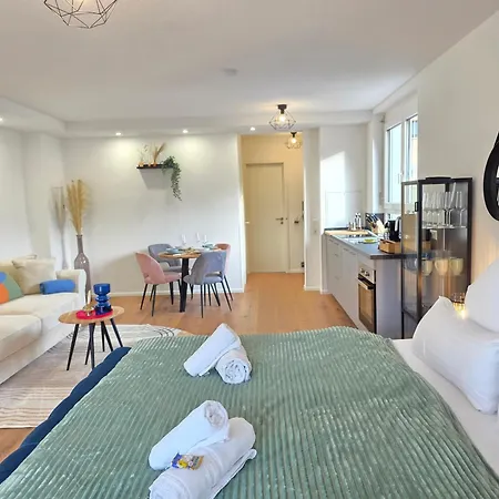 Lägenhet Design-apartments I Klimaanlage I Boxspring I Nespresso I Parklplatz Weil am Rhein