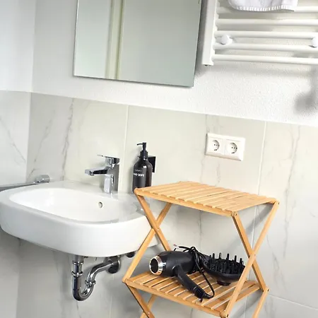 Design I 1-Zimmer-Apartments I Klimaanlage I Boxspring I Parkplatz *