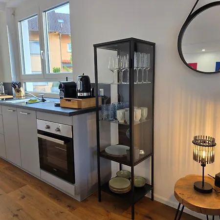Design-apartments I Klimaanlage I Boxspring I Nespresso I Parklplatz Lägenhet *